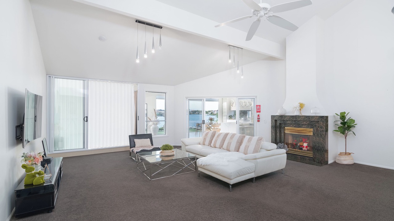 Photo of Livingroom in Robina