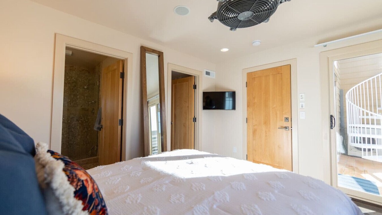 Photo of Bedroom in Avila Beach