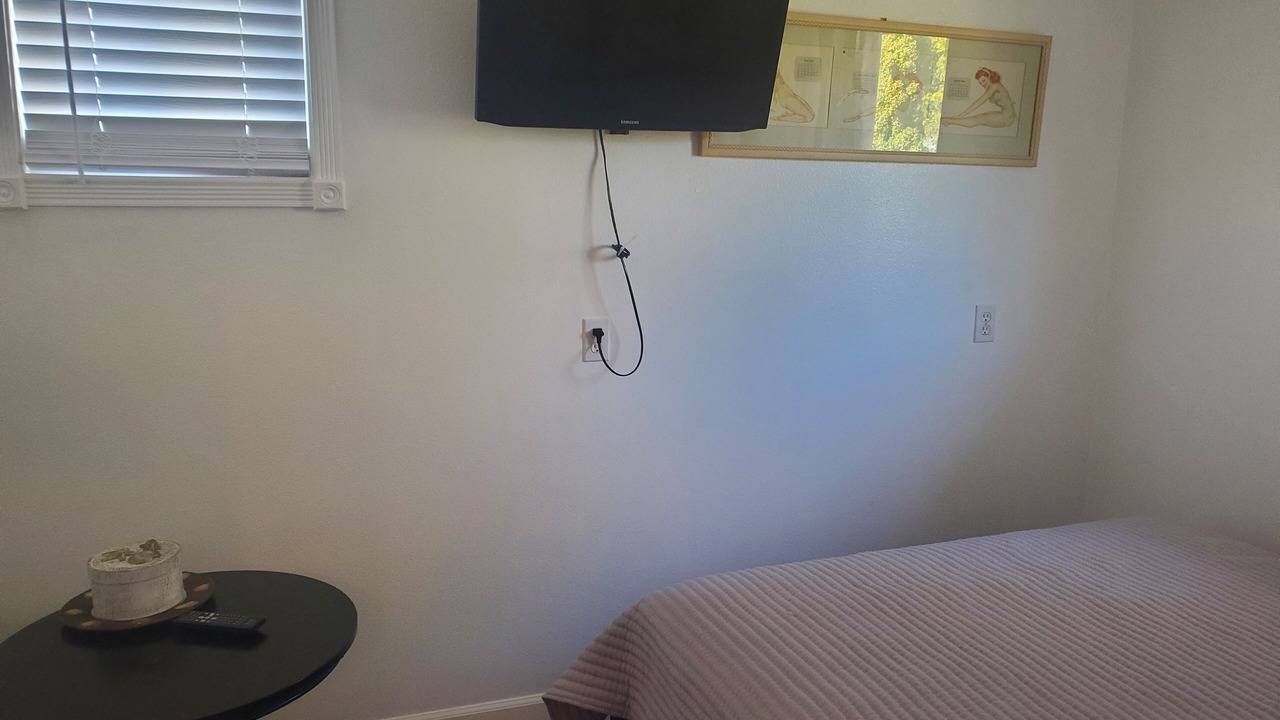 Photo of Bedroom in Vandenberg Village