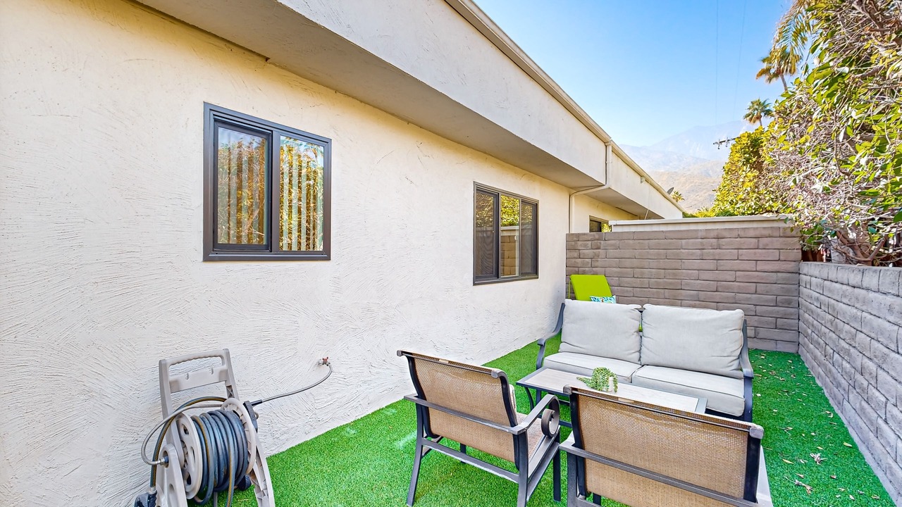 Photo of Patio Balcony in Deepwell Estates
