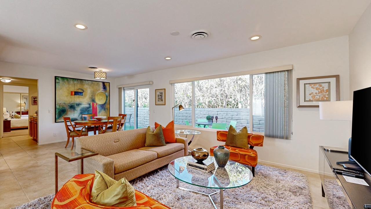 Photo of Livingroom in Deepwell Estates