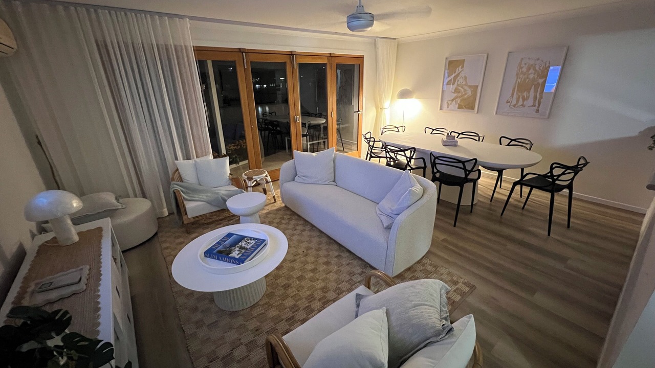 Photo of Livingroom in Mermaid Waters