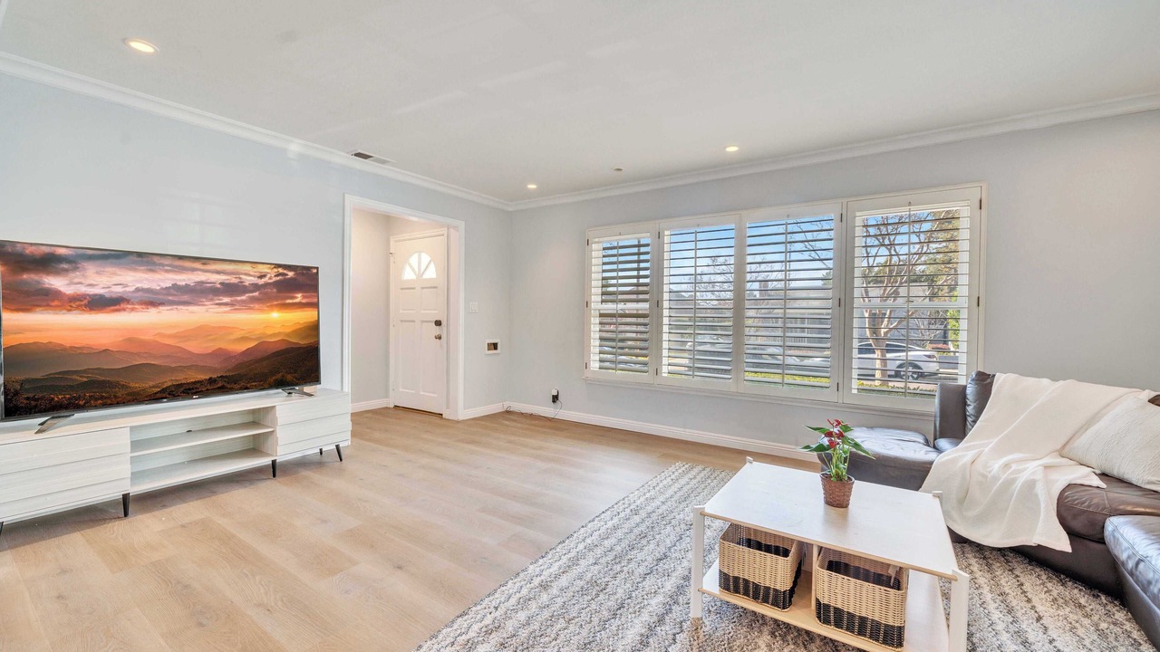 Photo of Livingroom in Monrovia