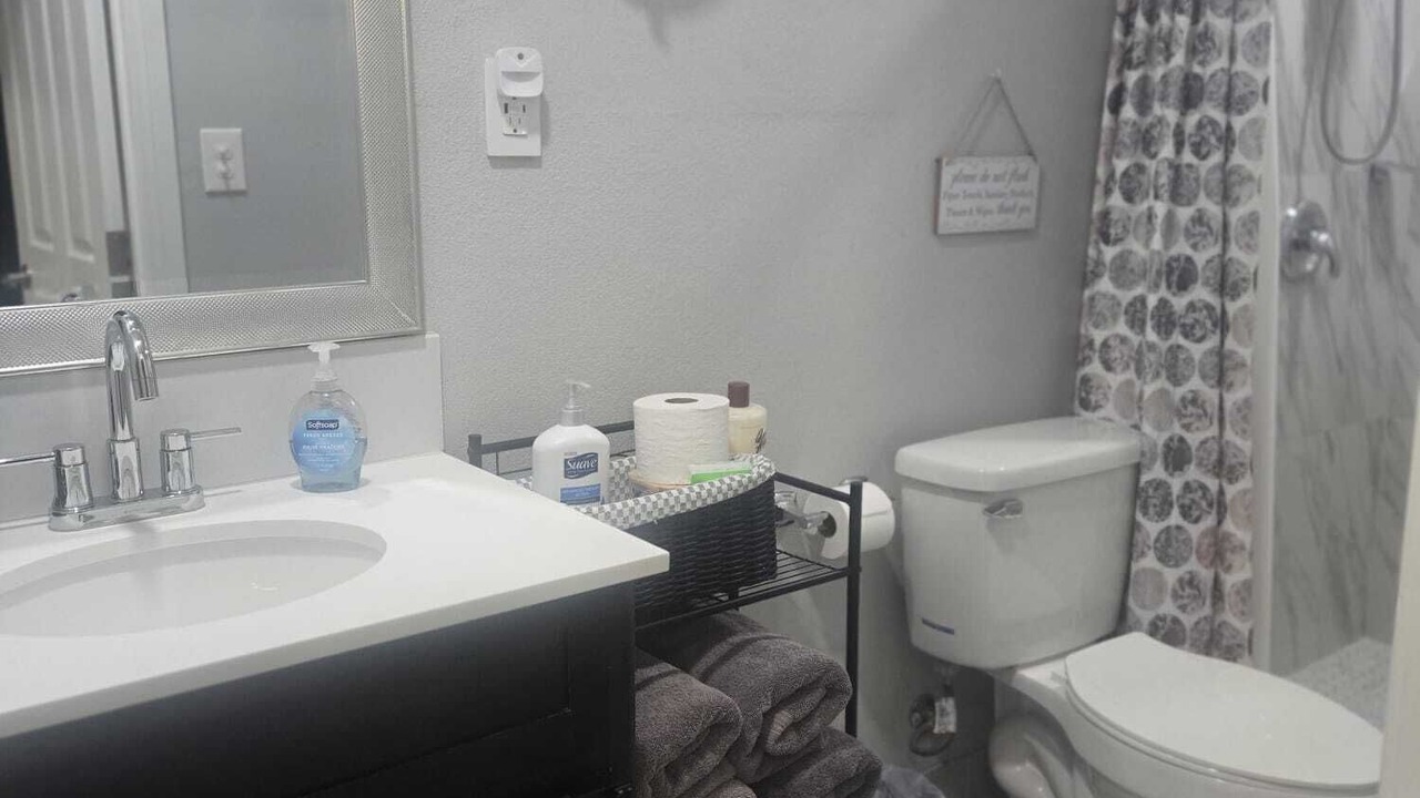 Photo of Bathroom in North Las Vegas