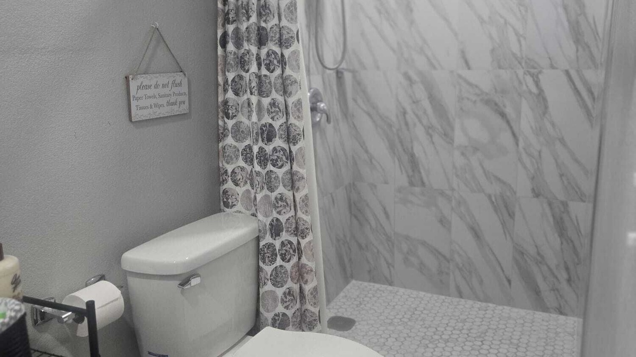 Photo of Bathroom in North Las Vegas