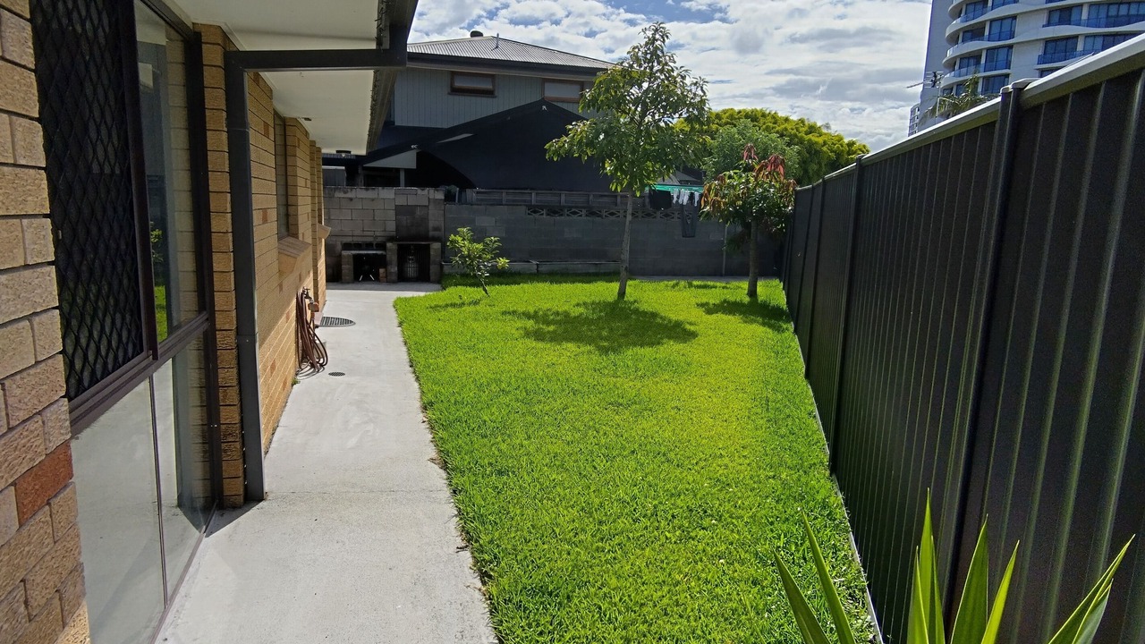 Photo of Outdoor in Biggera Waters