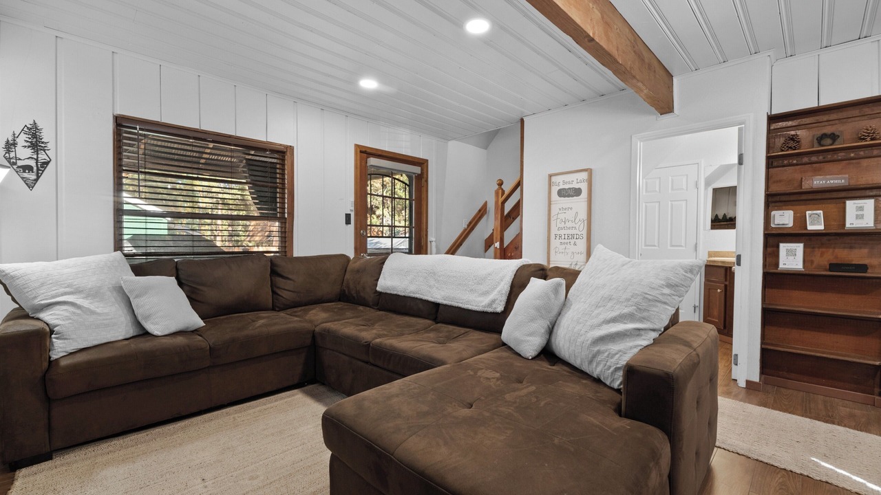 Photo of Livingroom in Big Bear City
