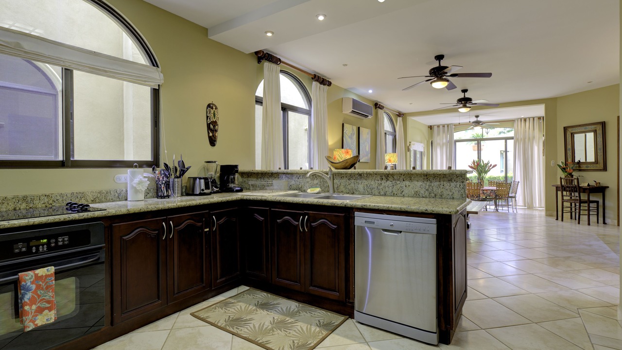 Photo of Kitchen in Playa Langosta