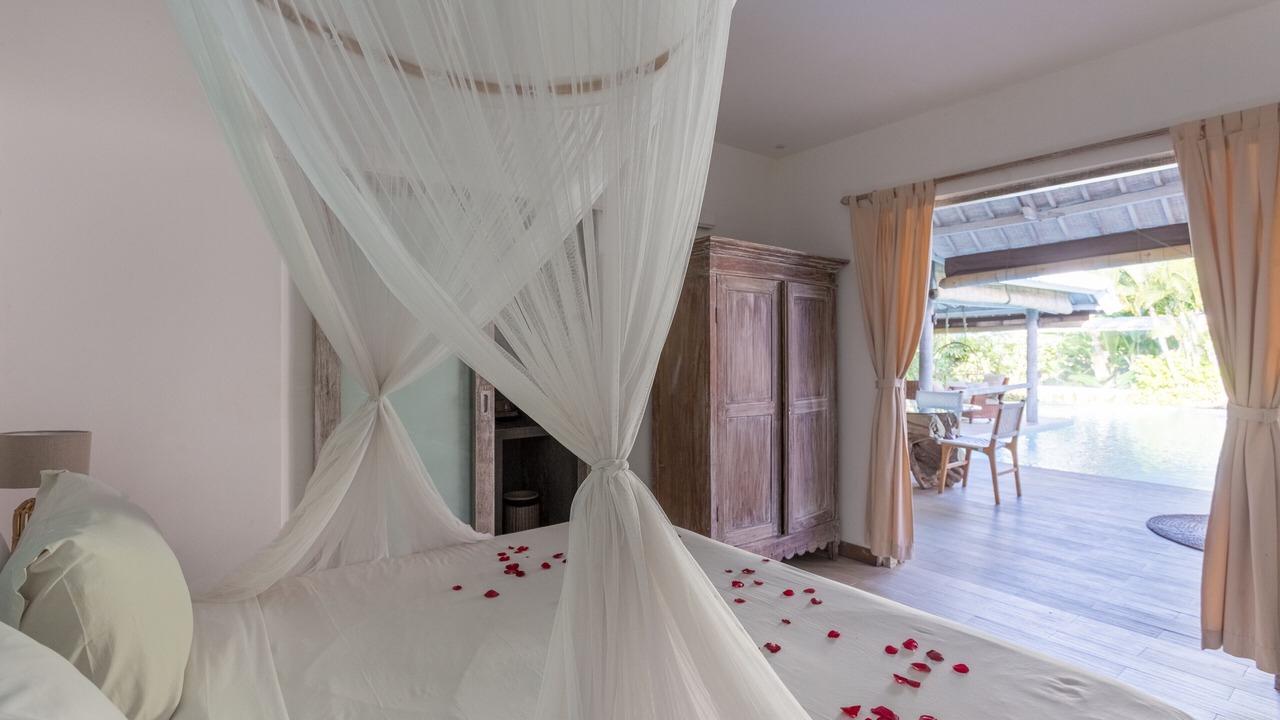 Photo of Bedroom in Drupadi