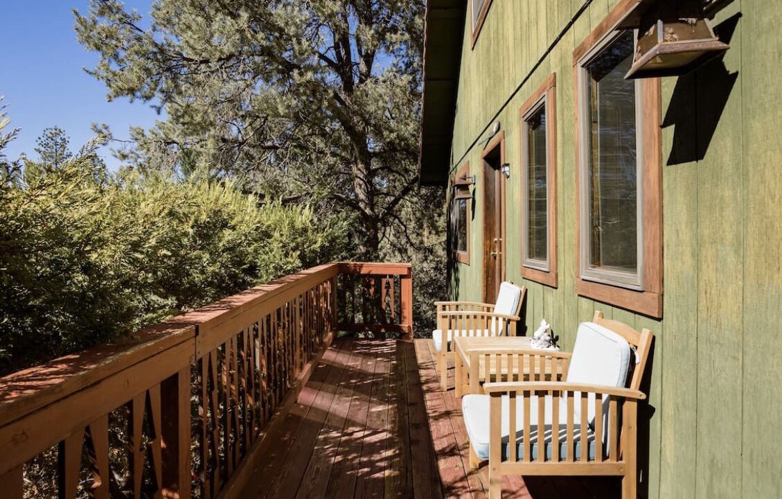 Photo of Patio Balcony in Pine Mountain Club
