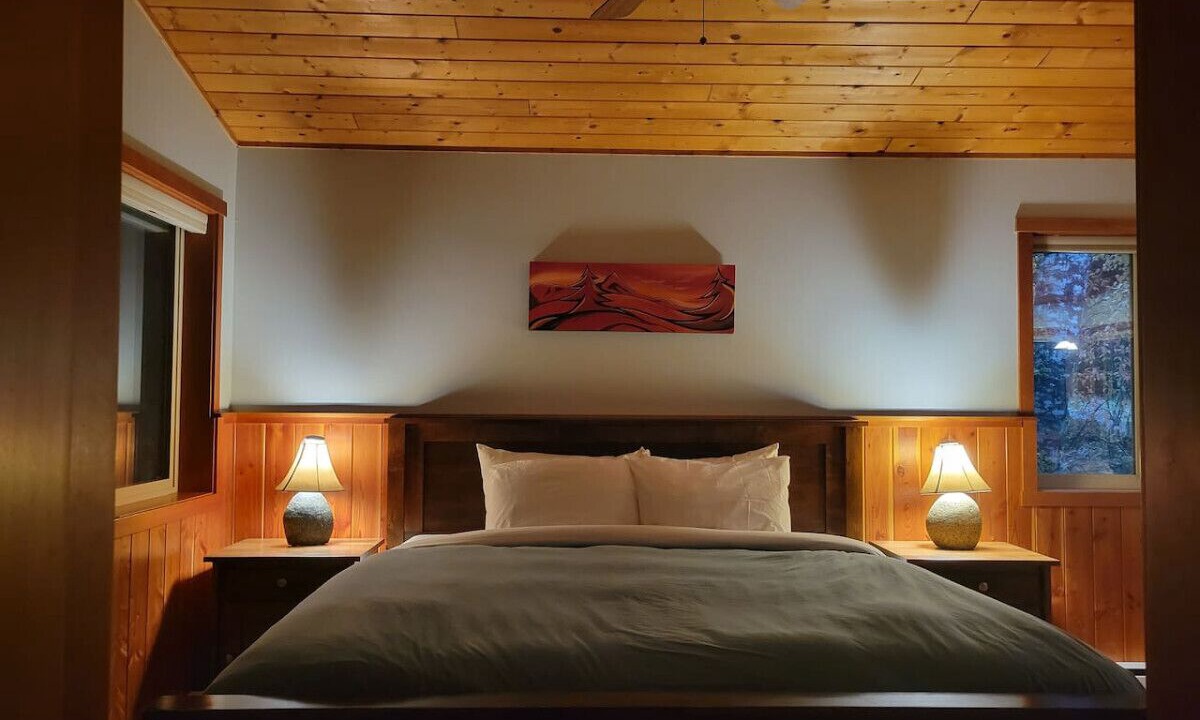 Photo of Bedroom in Ucluelet