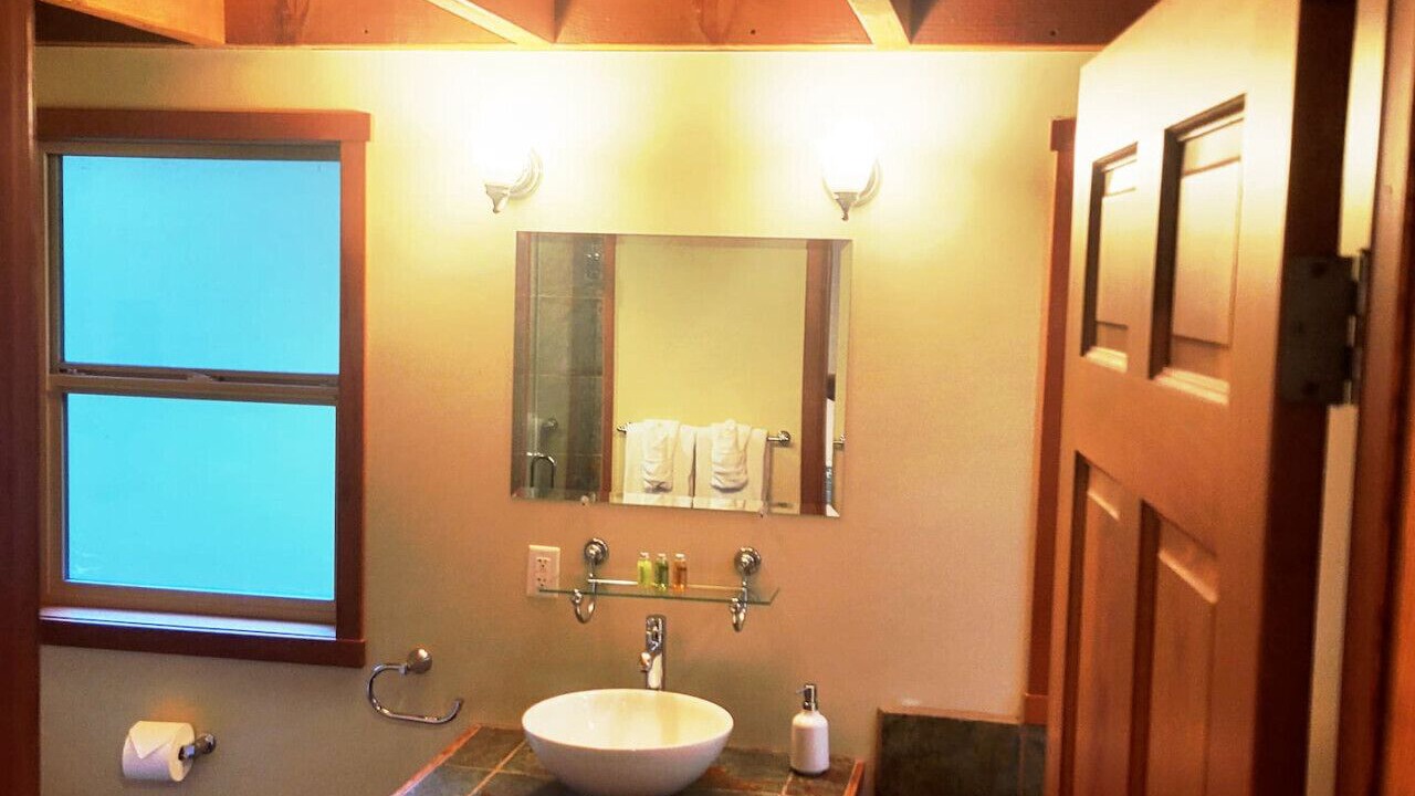 Photo of Bathroom in Ucluelet