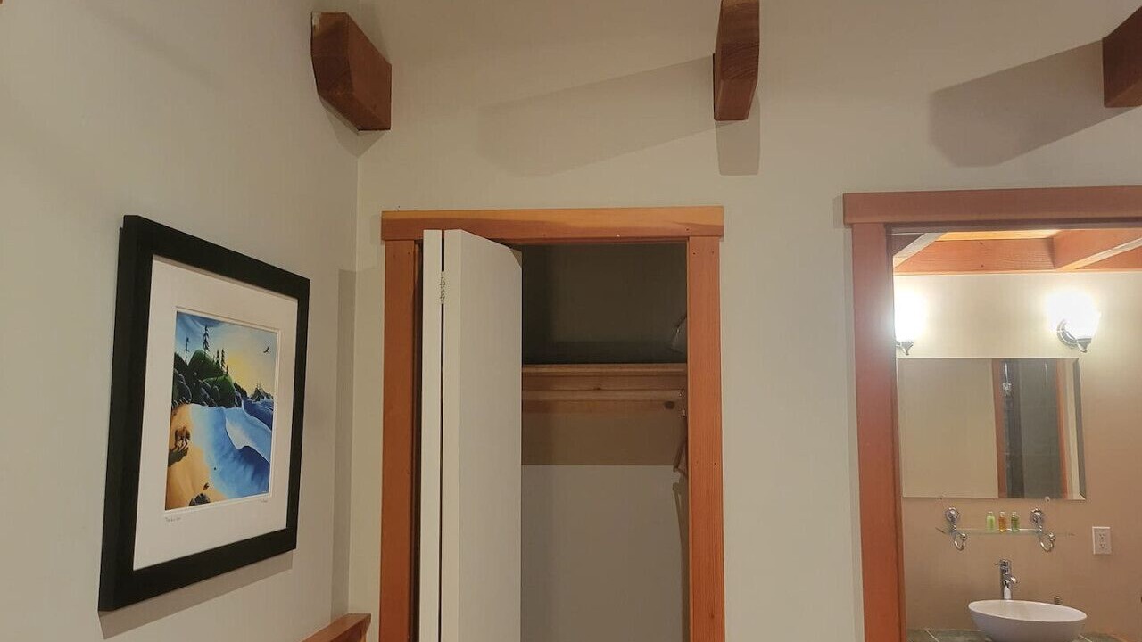 Photo of Bathroom in Ucluelet