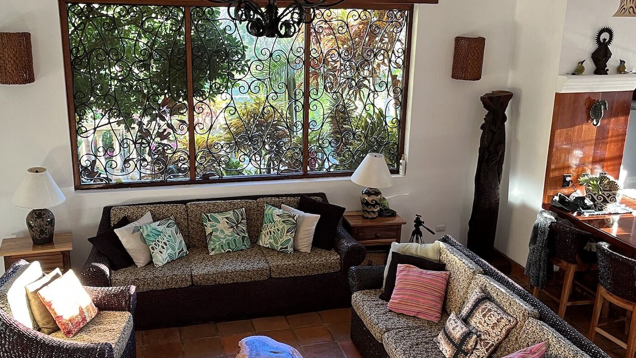 Photo of Livingroom in Paradise Bay