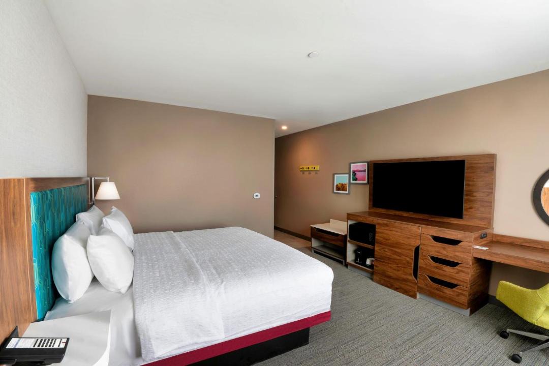 Photo of Bedroom in Needles