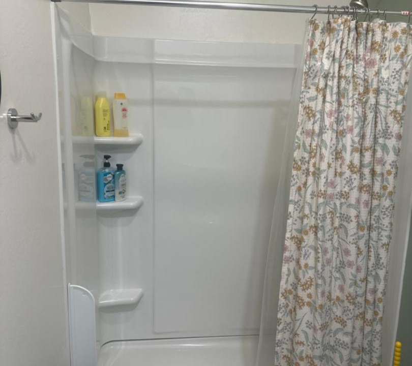 Photo of Bathroom in River Oaks