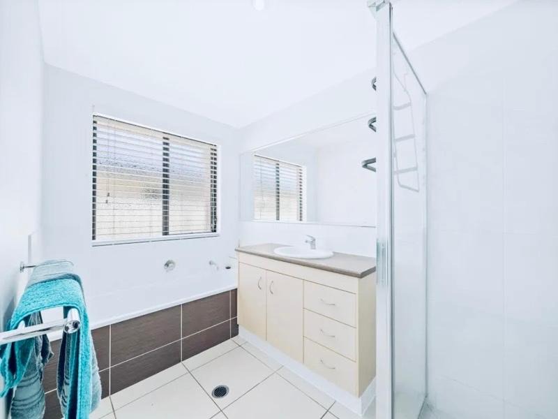 Photo of Bathroom in Sandstone Point