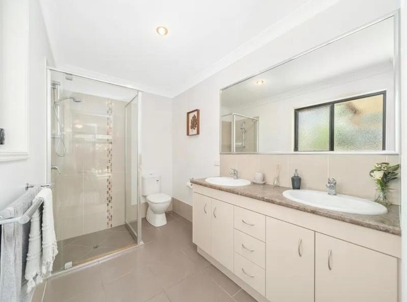 Photo of Bathroom in Sandstone Point