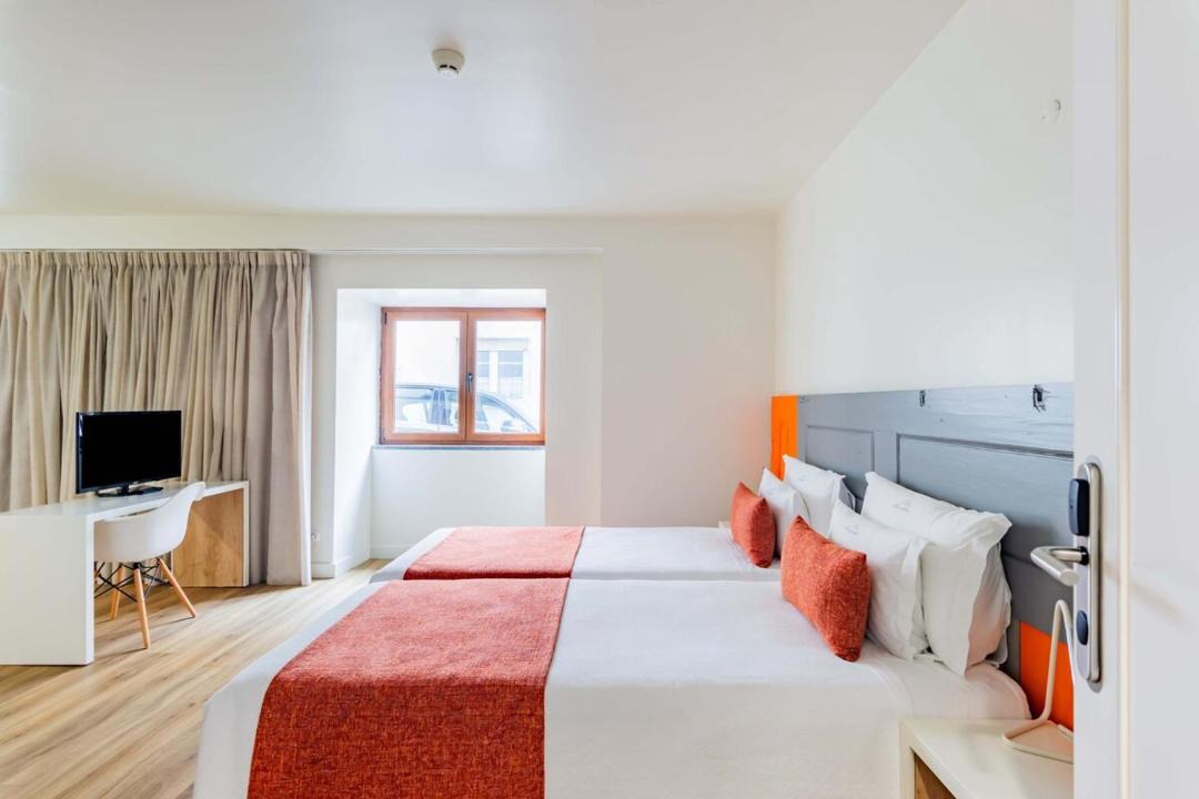 Photo of Bedroom in Setubal