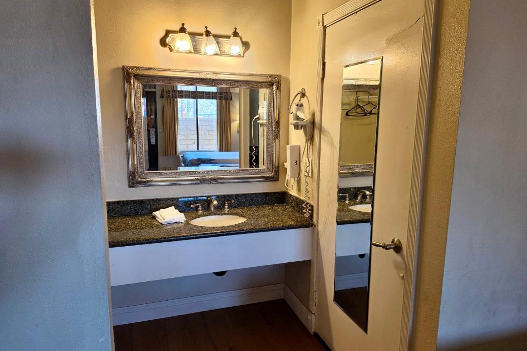 Photo of Others in Castaic