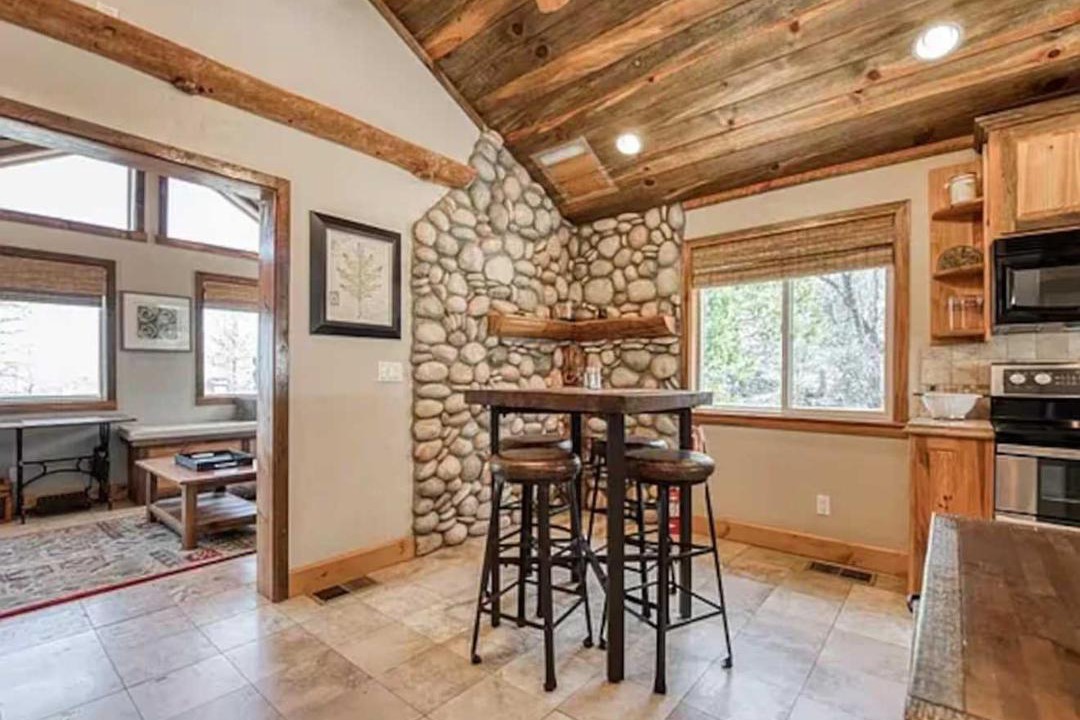 Photo of Kitchen in Shaver Lake