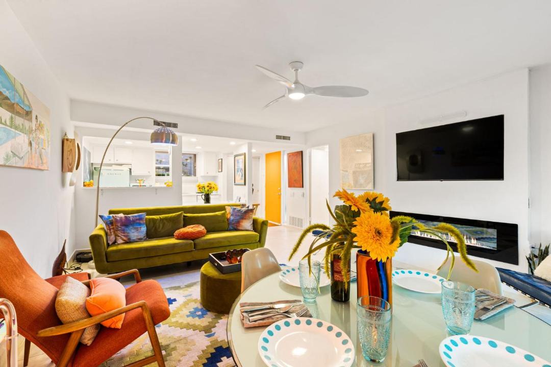 Photo of Livingroom in Araby Commons