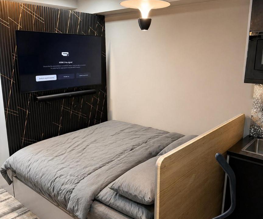 Photo of Bedroom in Male