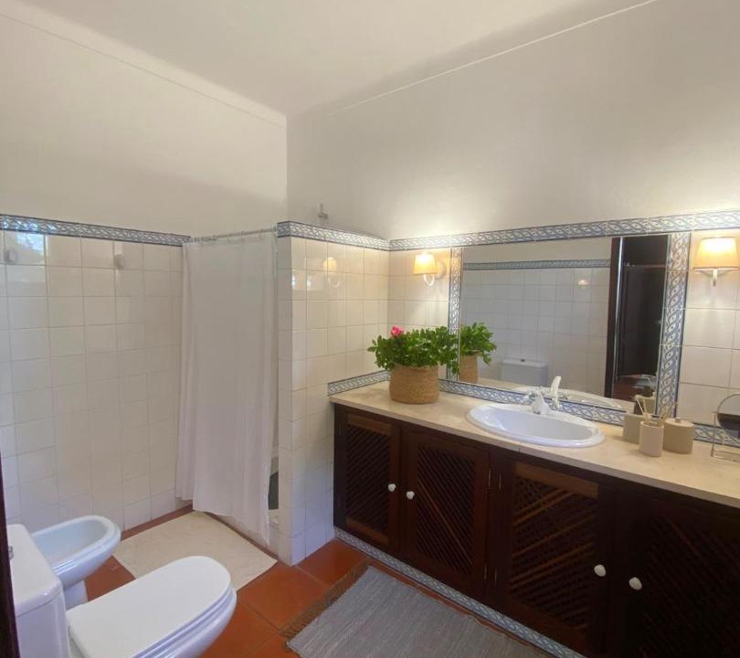 Photo of Bathroom in Evora