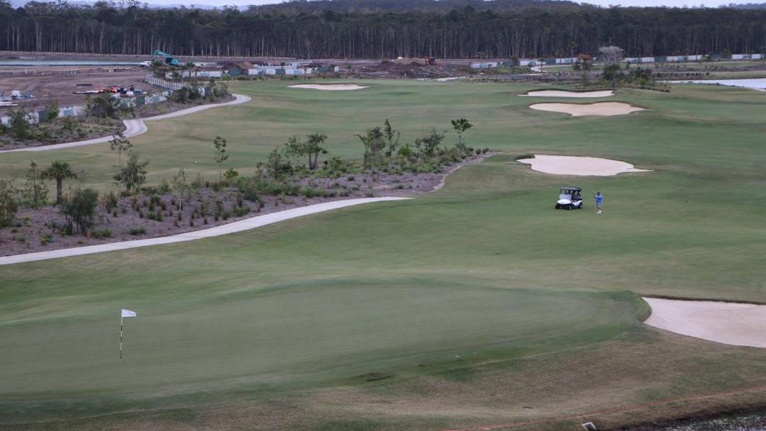 Photo of Others in Pelican Waters
