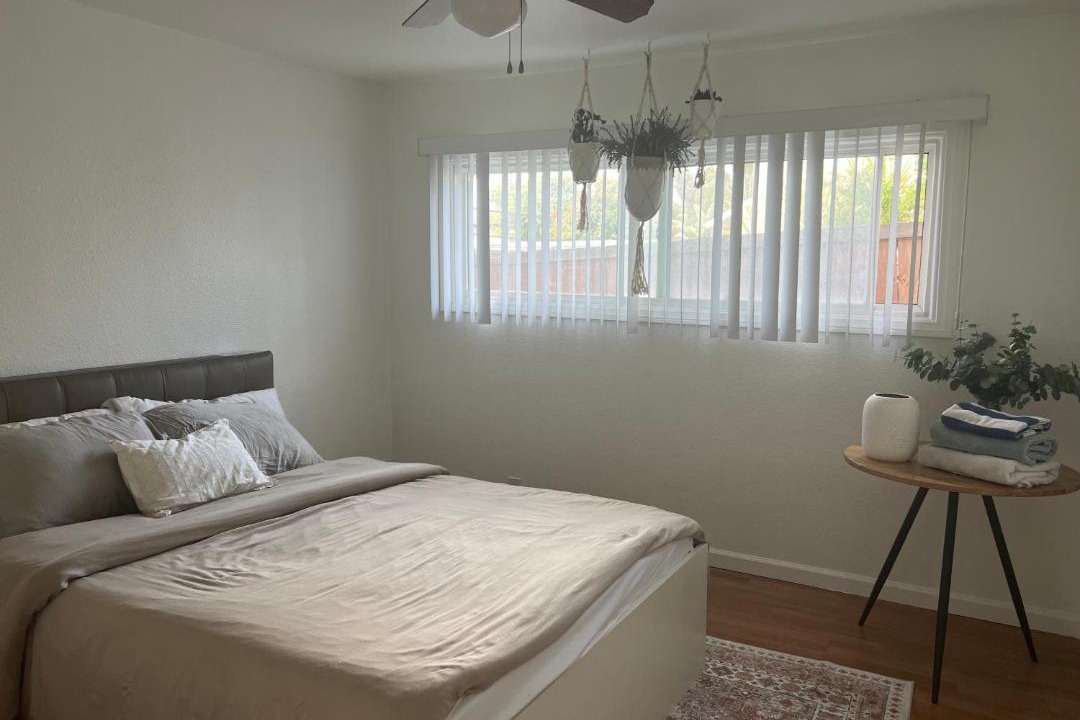 Photo of Bedroom in Inglewood
