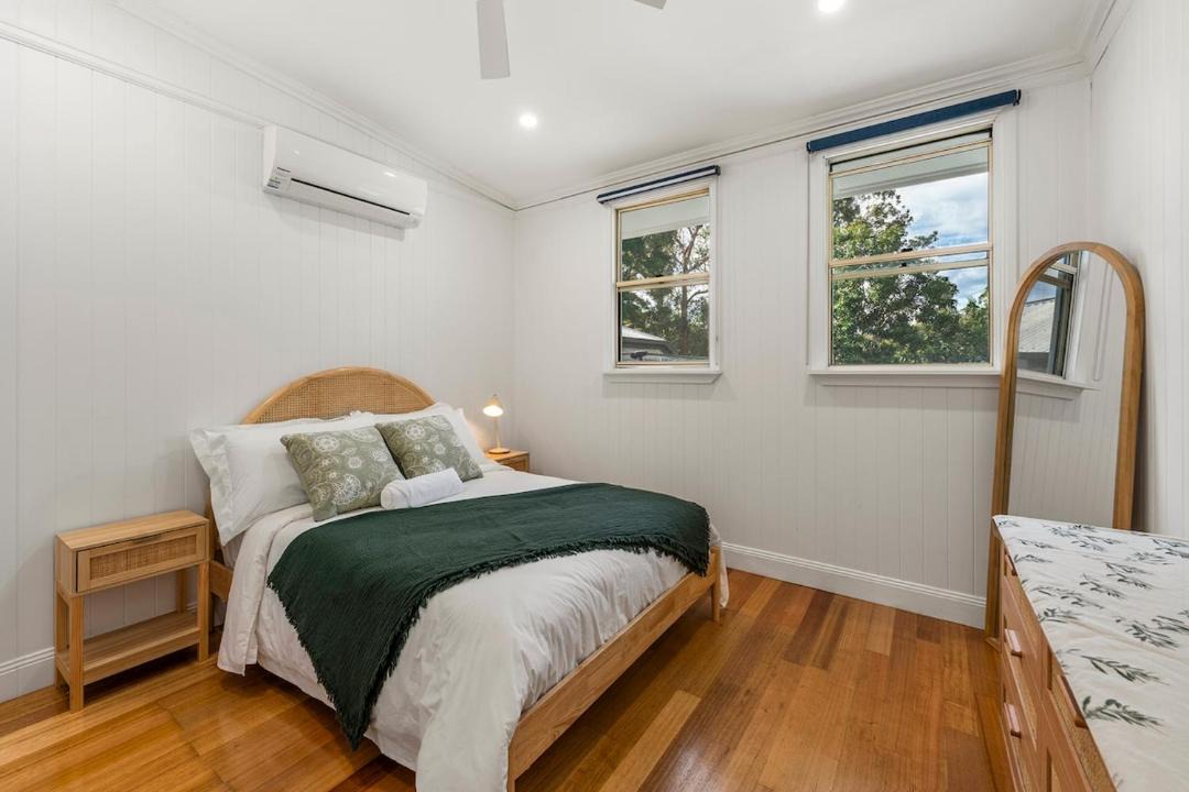 Photo of Bedroom in Samford Village