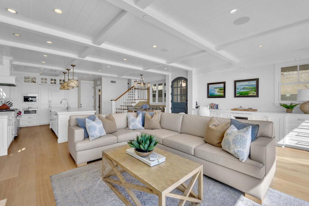 Photo of Livingroom in Santa Ana Heights