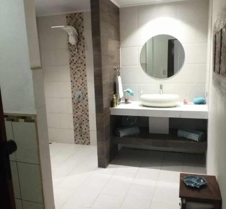 Photo of Bathroom in Playa Naranjo