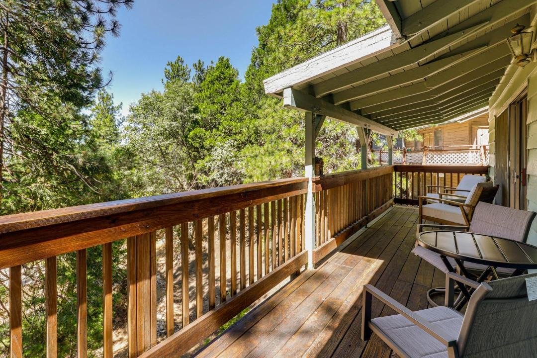 Photo of Patio Balcony in Running Springs