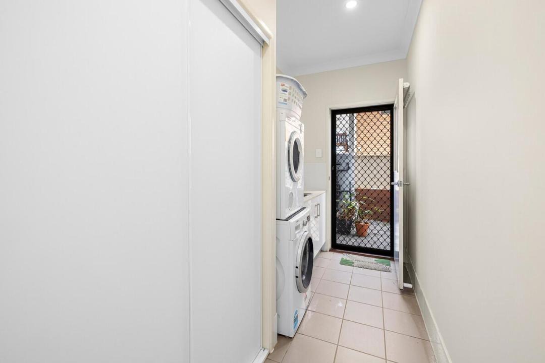Photo of Others in Wynnum West