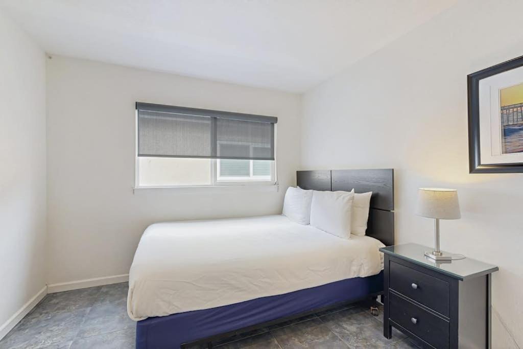 Photo of Bedroom in West Newport