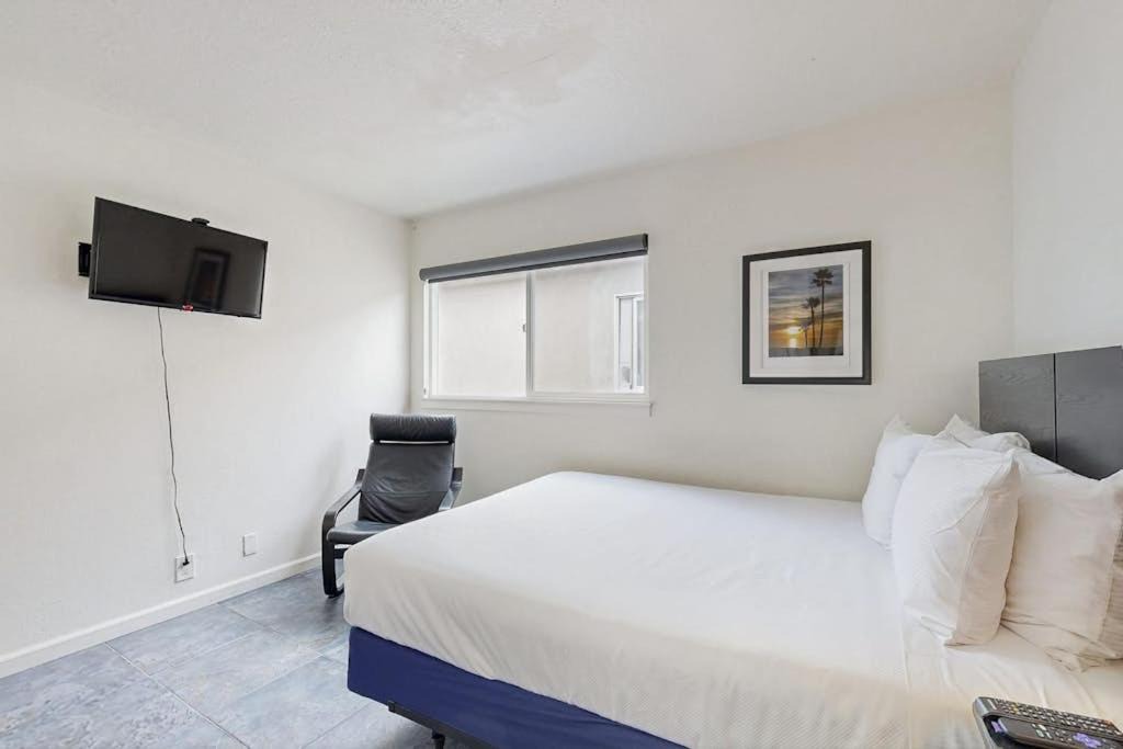 Photo of Bedroom in West Newport