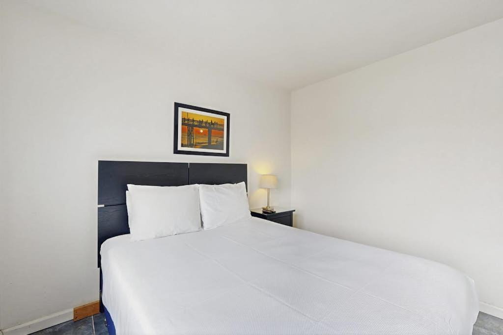 Photo of Bedroom in West Newport