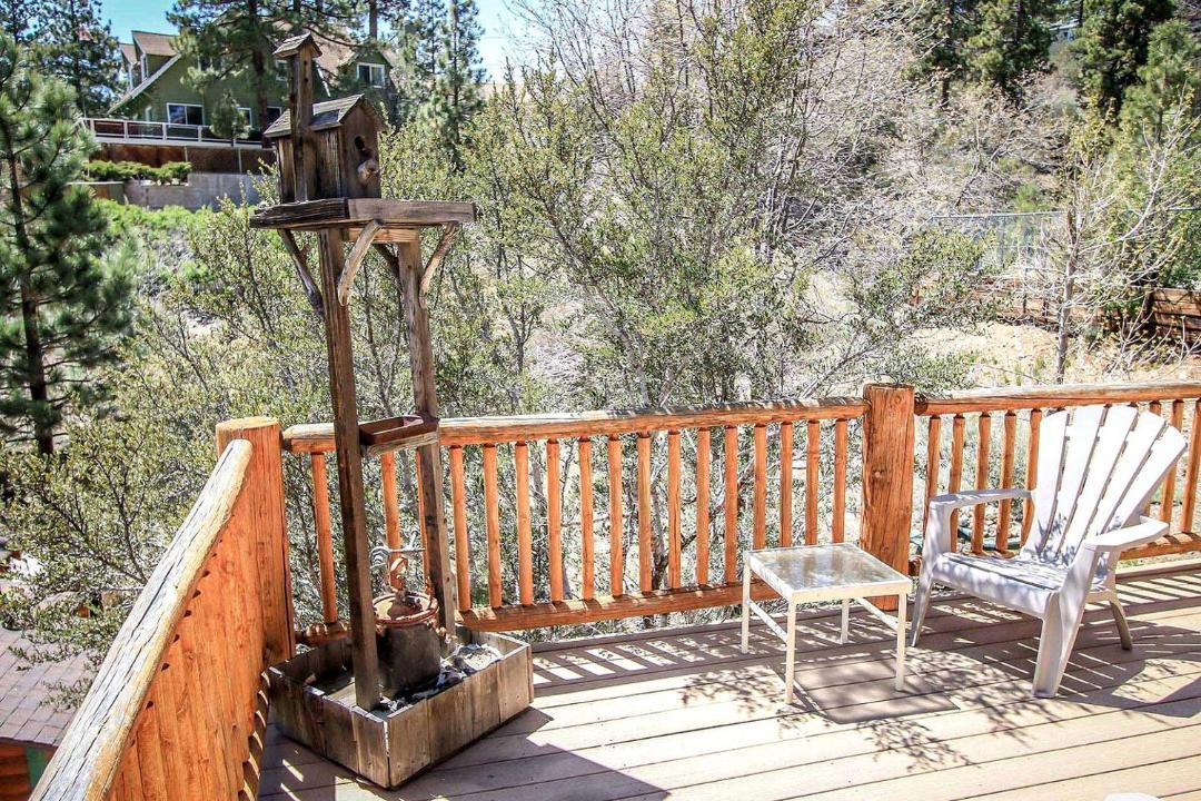 Photo of Patio Balcony in Fawnskin