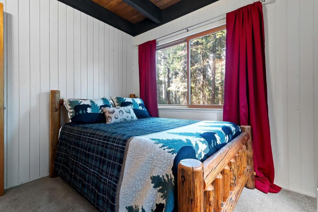 Photo of Bedroom in Dorrington