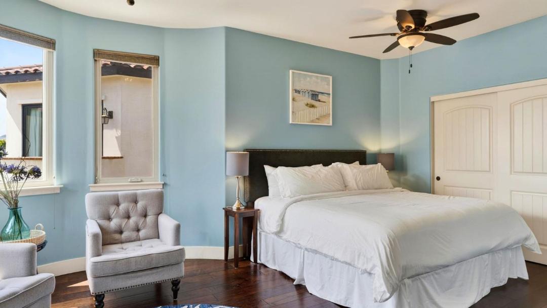Photo of Bedroom in Downtown