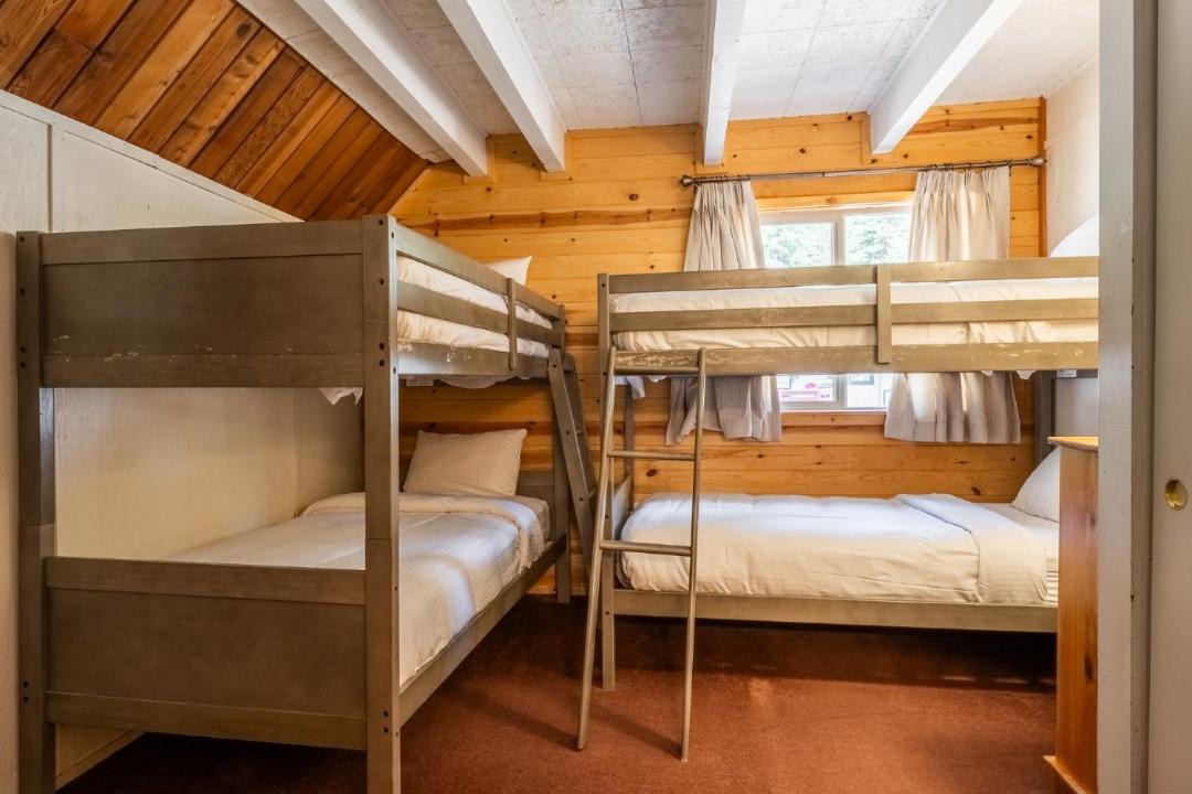 Photo of Bedroom in Mammoth Lakes