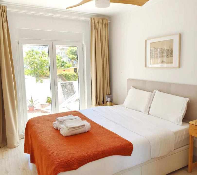 Photo of Bedroom in Cacilhas