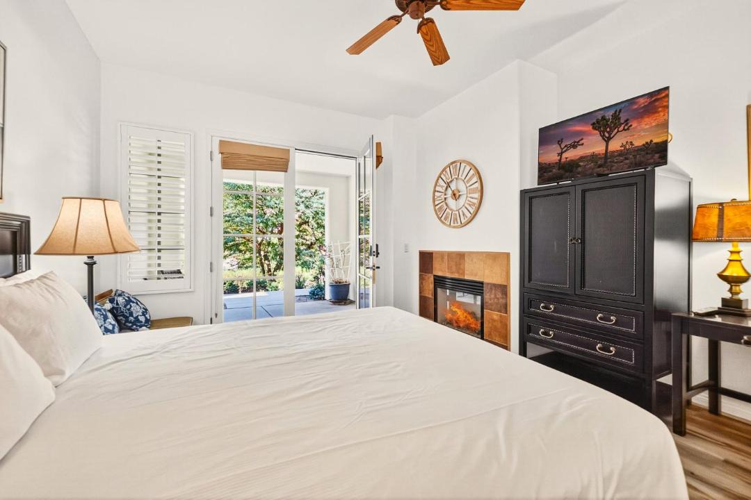 Photo of Bedroom in La Quinta