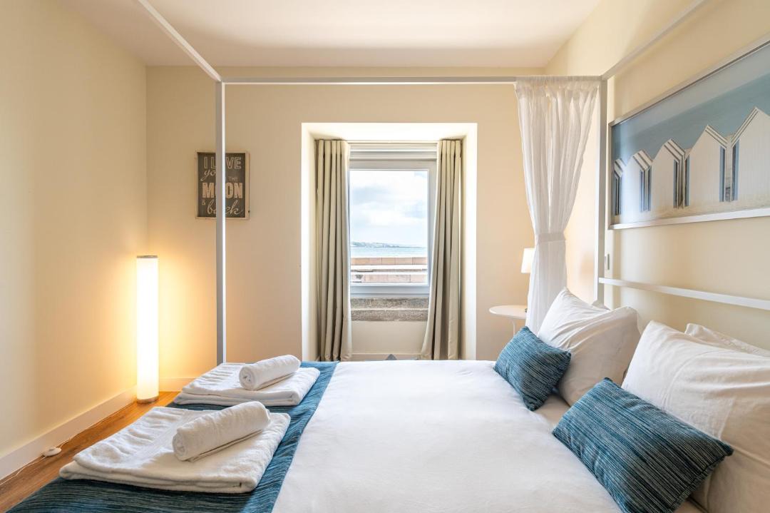 Photo of Bedroom in Paco De Arcos