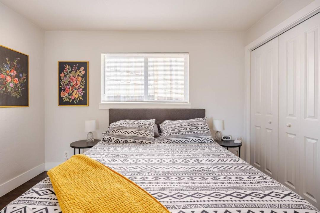 Photo of Bedroom in Midtown