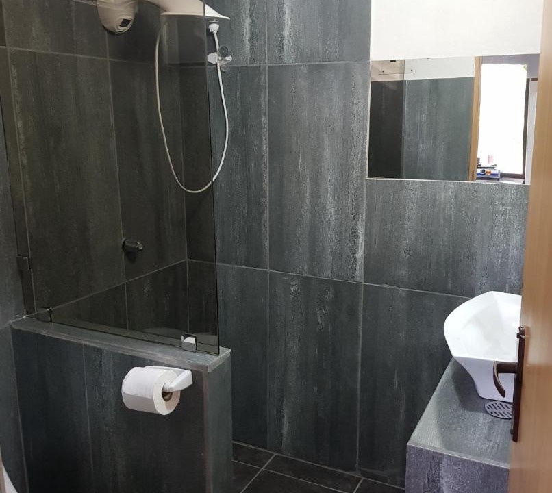 Photo of Bathroom in Lepanto