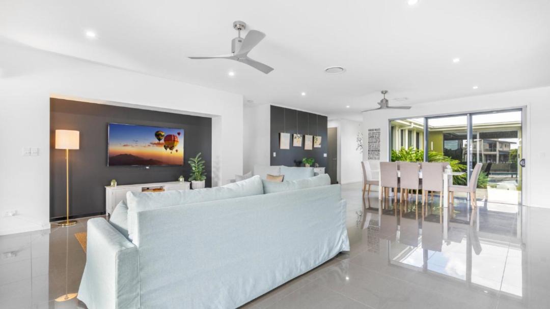 Photo of Others in Banksia Beach