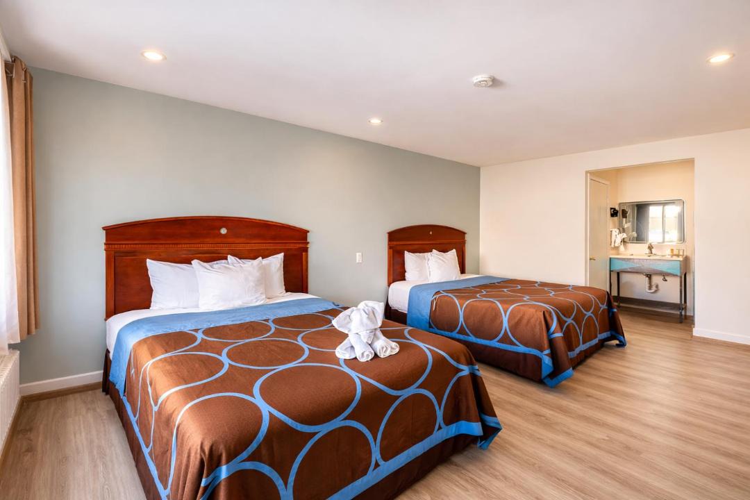 Photo of Bedroom in Barstow