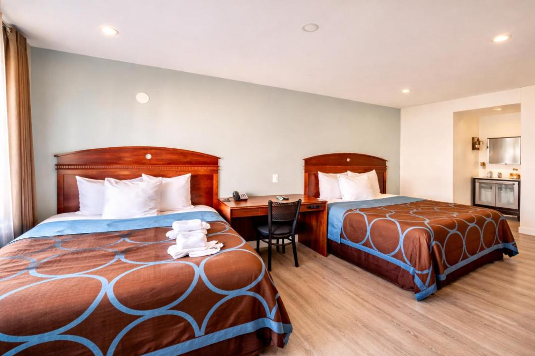 Photo of Bedroom in Barstow